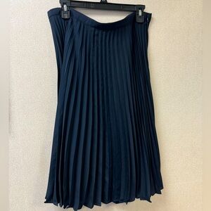 NWOT Michael Khors Skirt